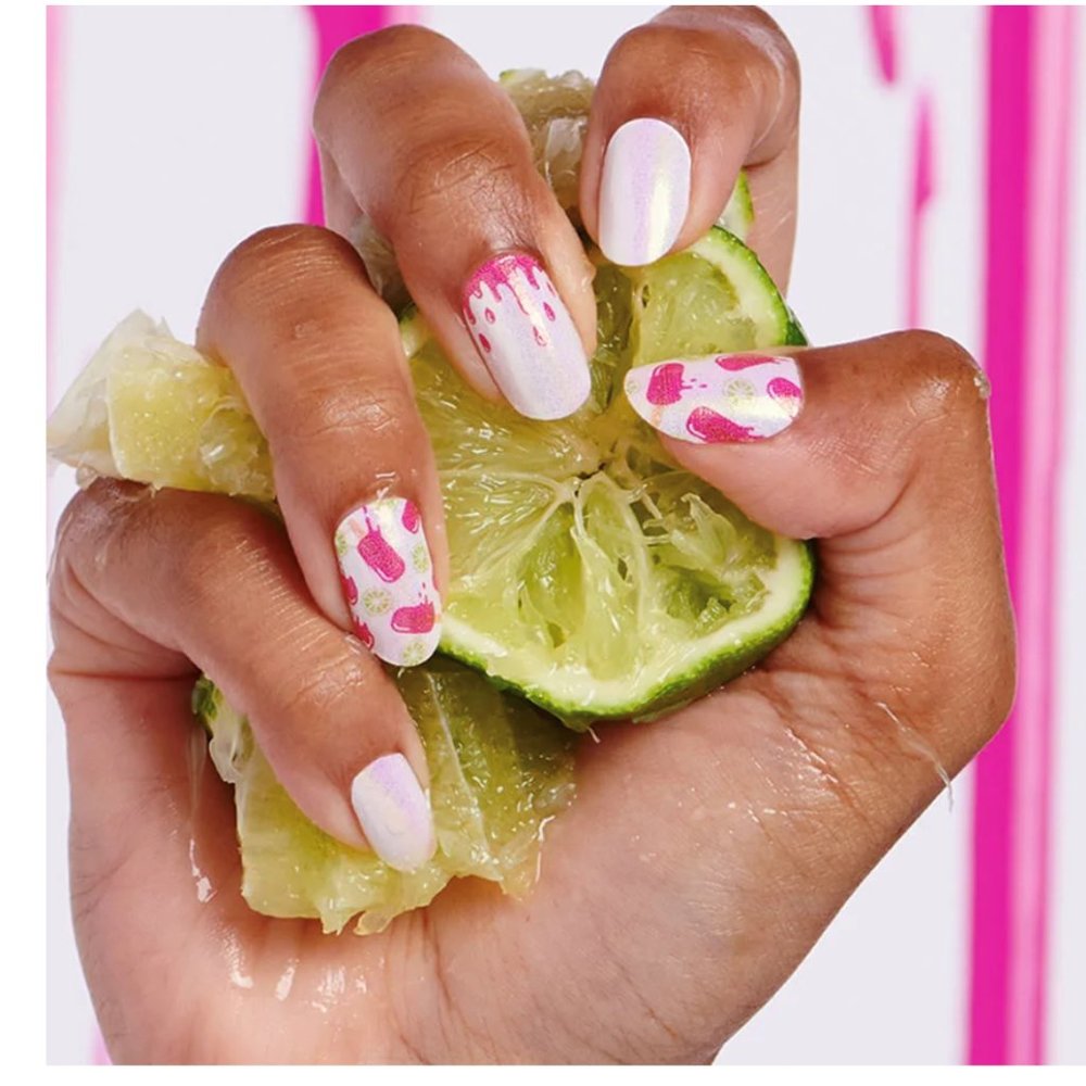 B3G2 Color Street Nail Strips-Pop It Like Its Hot